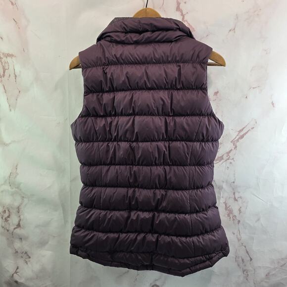 Athleta Down Vest Womens Medium Purple Puffer Coat Zip Puffy Downabout Raisin - Picture 5 of 12